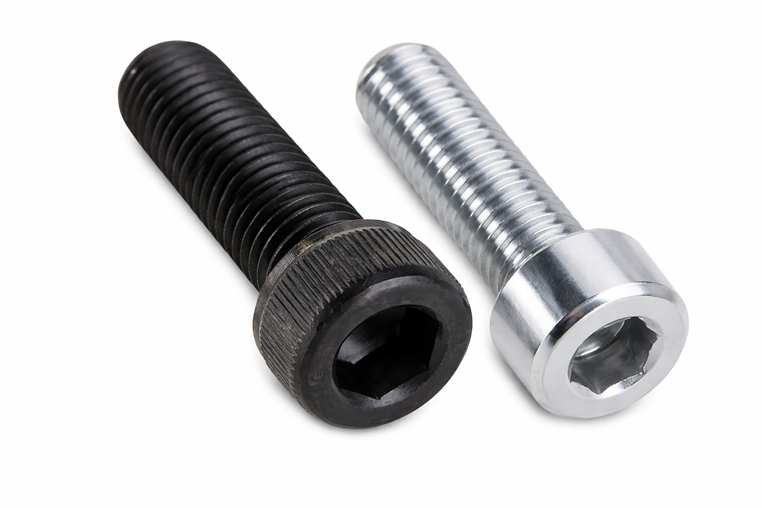 DIN 912 12.9 М 18х60 Винт с цилиндр. гол. и шестигр. углуб. под ключ